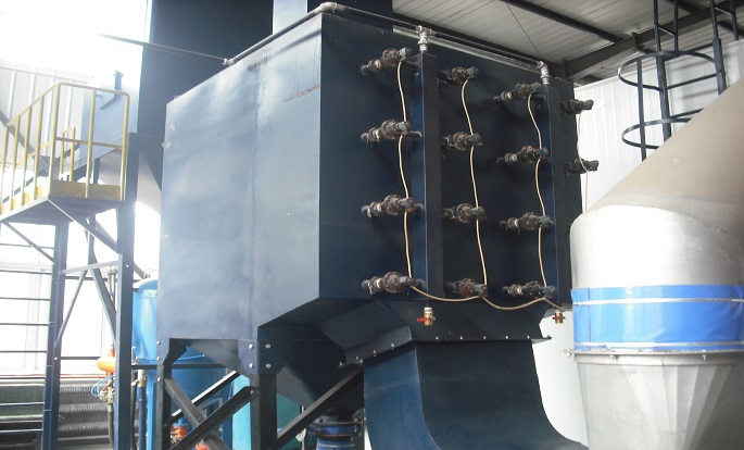 刮板真空回收噴砂房濾筒除塵器